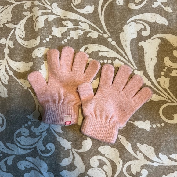 3 Pairs of Winter Gloves and Mittens Kids Size 4-6 - Picture 2 of 4